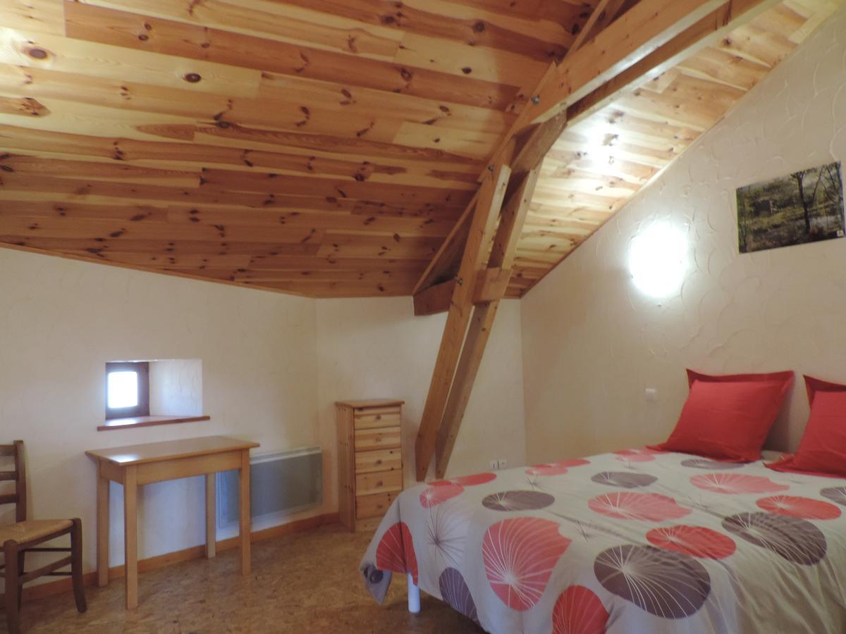 Auberge Du Brabant Chez Titof Roche-en-Regnier Eksteriør bilde